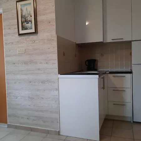 Ema Apartman *